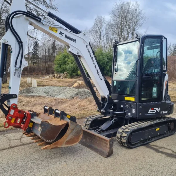 Mini pelle d'occasion Bobcat E34 – 3.48 tonnes – Année 2019
